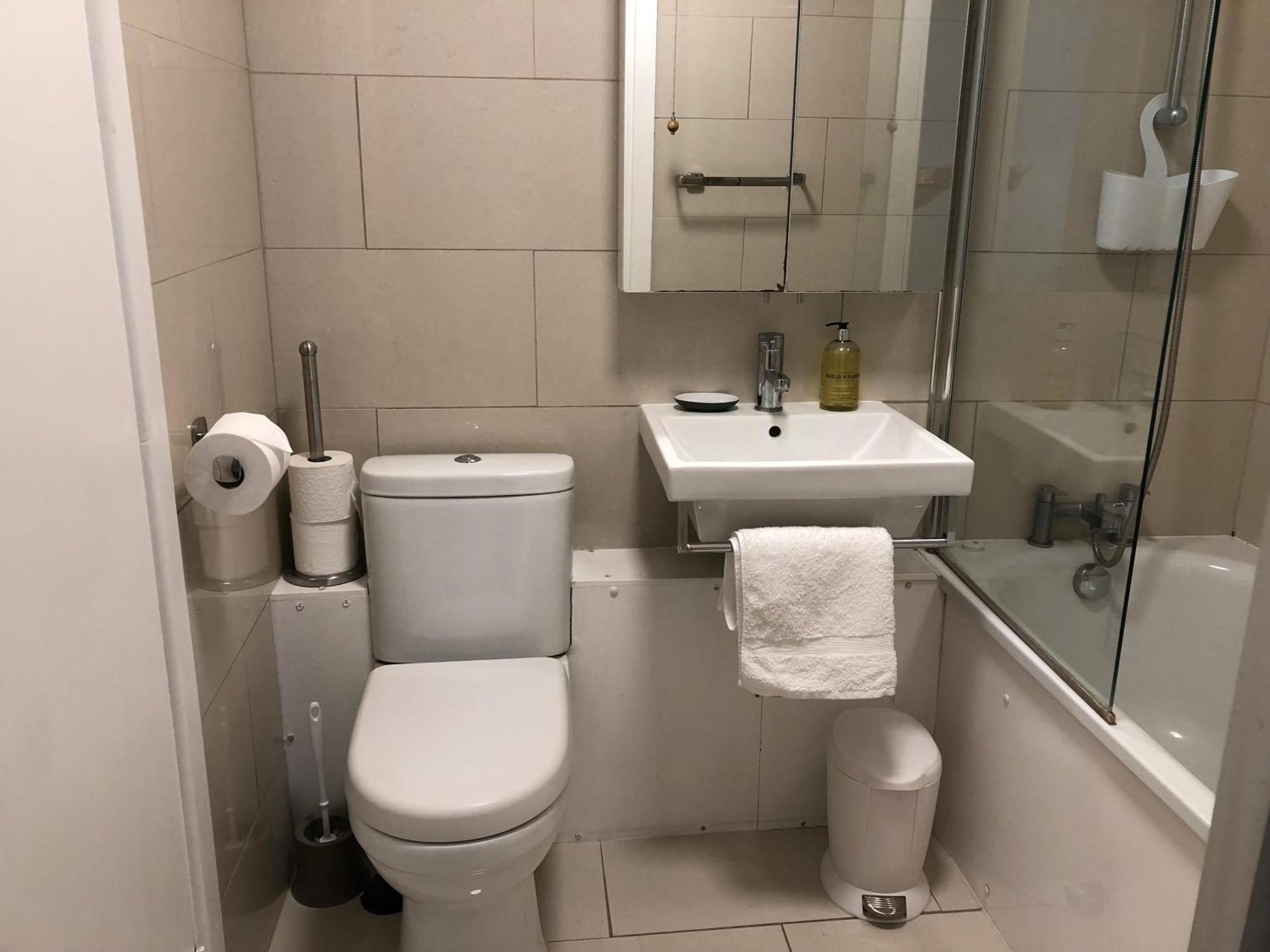 Cosy Kings Cross Apartment, London, Just 8 Mins Walk To Kings Cross St Pancras Station Londra
